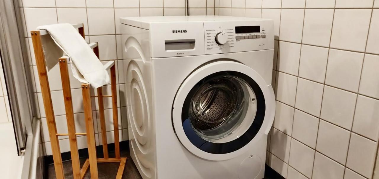 Stylische 2-Zimmer Wohnung - Balkon - Parkplatz - Netflix - Arbeitsplatz Friedberg  Exterior foto